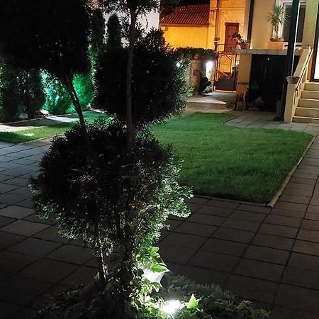 Apartments Sofija Ni エクステリア 写真