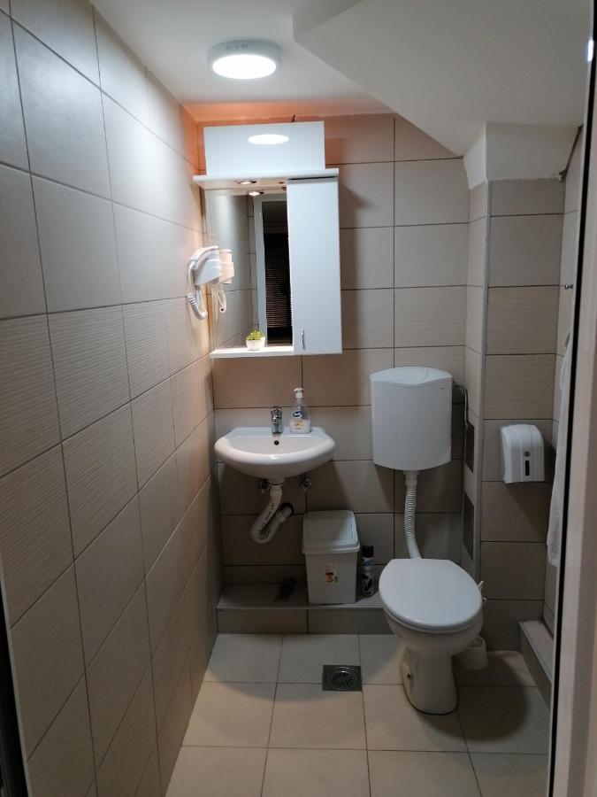 Apartments Sofija Ni エクステリア 写真