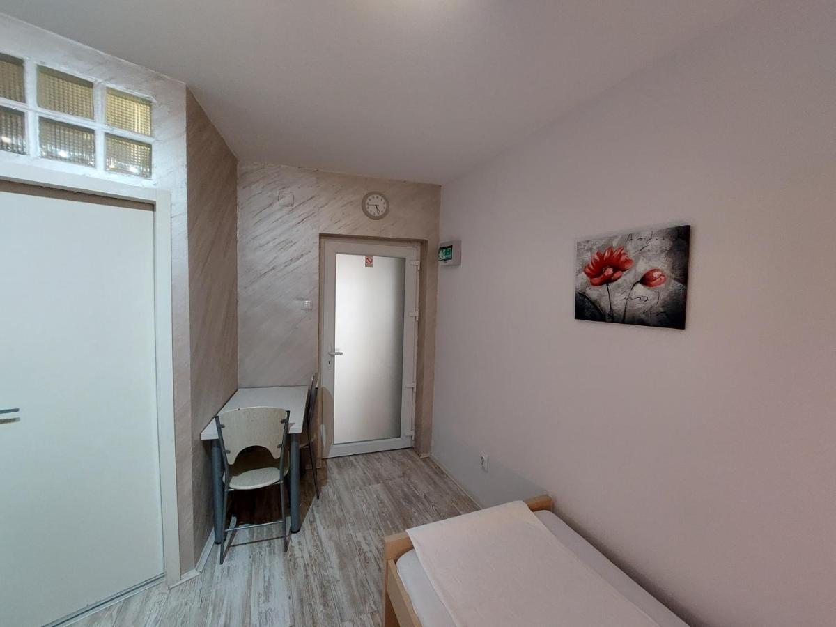 Apartments Sofija Ni エクステリア 写真