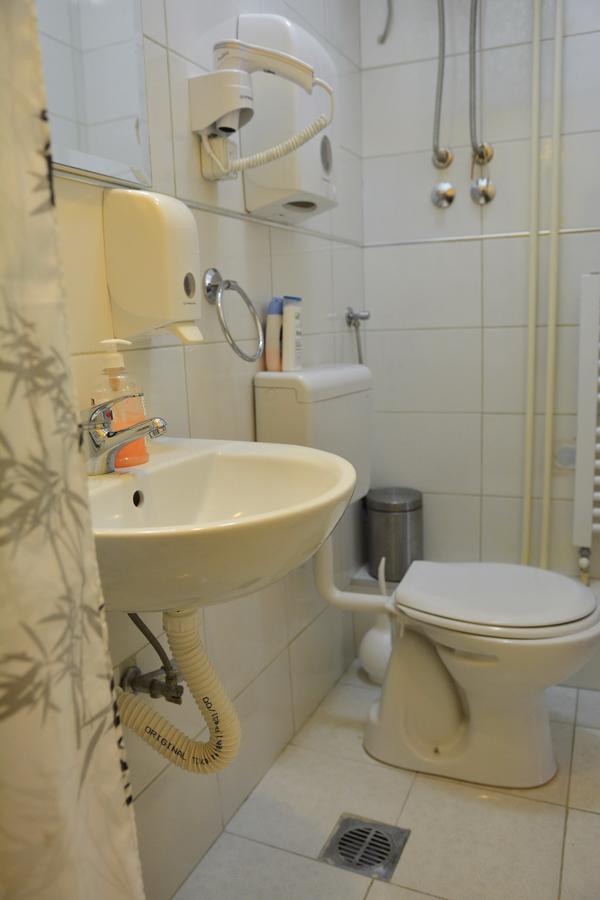 Apartments Sofija Ni エクステリア 写真