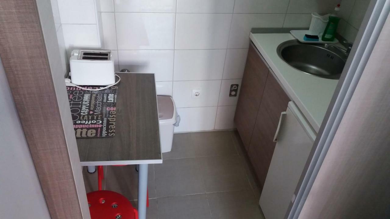 Apartments Sofija Ni エクステリア 写真